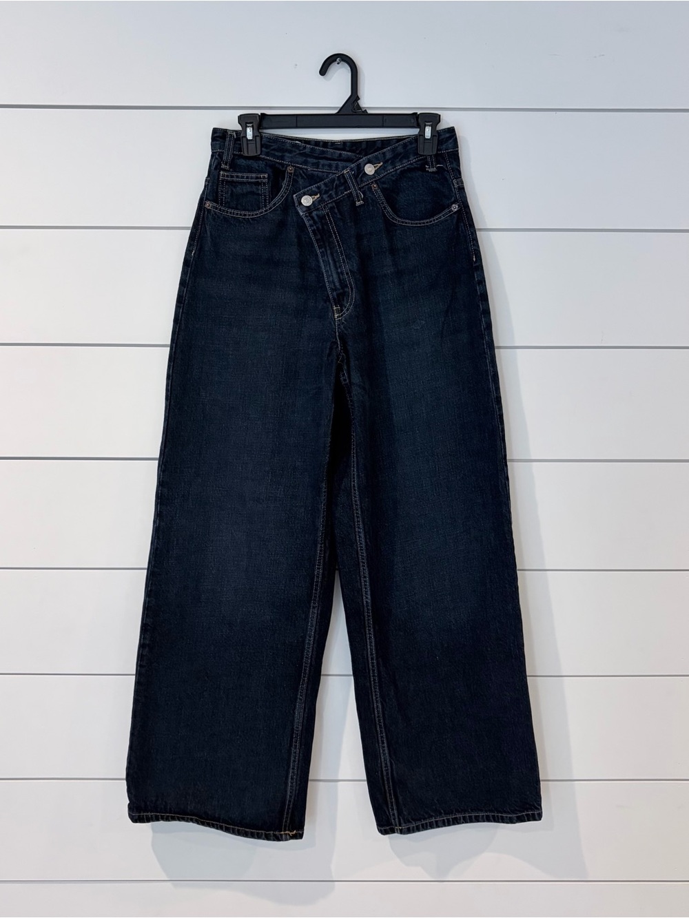 Zara Wide Leg Jeans 8 Asymmetrical Waist Y2K Dark Academia Denim Model-Off-Duty